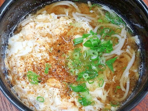 温か蕎麦の季節ですね♪　「卵とじ蕎麦」